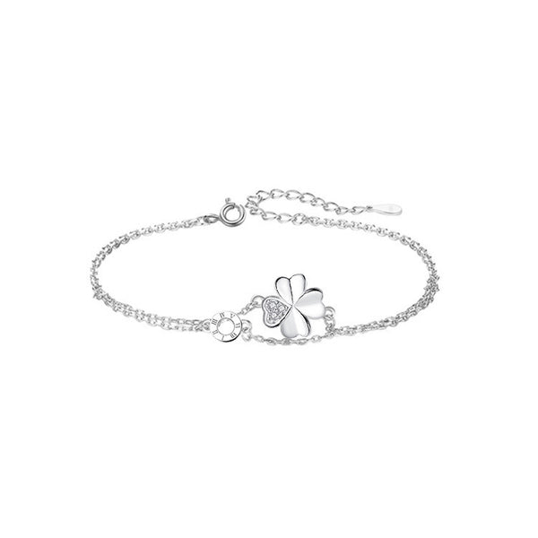 925 Silver Bracelet features a fortune leaves design
