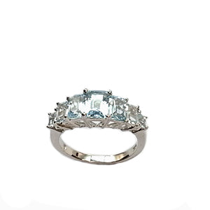 Stunning Genuine Topaz Gemstone Ring
